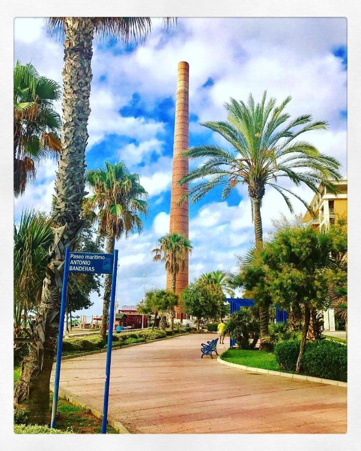 Precioso Apartamento A 5 Minutos Andando De La Playa Malaga Luaran gambar